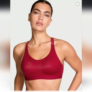 NWOT VSX Lightweight Mesh Sports Bra